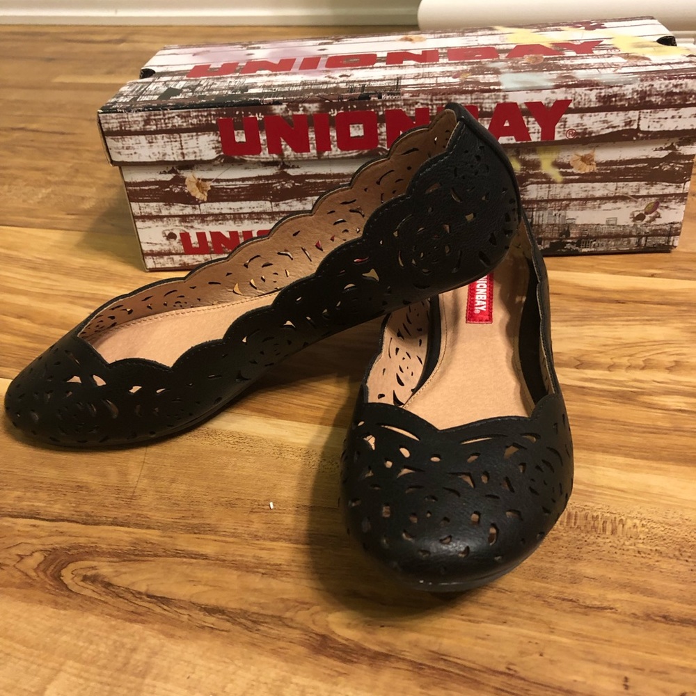 New! Unionbay Black Flats Size 6